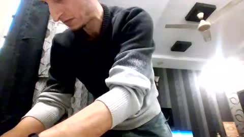 Snapshot of cool2buddies chatting on 11/05/25, 10:37 Cool2Buddies online show from 11/05/25, 10:37