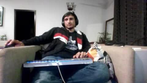 Snapshot of cool2buddies chatting on 01/05/26, 11:41 Cool2Buddies online show from 01/05/26, 11:41