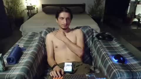Snapshot of cool2buddies chatting on 07/18/26, 01:32 Cool2Buddies online show from 07/18/26, 01:32