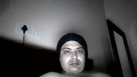 Snapshot of cool_breeze09 chatting on 02/01/25, 02:05 Cool Breeze09 online show from 02/01/25, 02:05