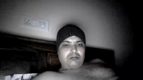 Snapshot of cool_breeze09 chatting on 10/28/25, 06:32 Cool Breeze09 online show from 10/28/25, 06:32