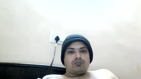 Cool Breeze09 online show from 02/13/26, 07:21