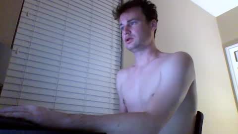 cooldude122222 online show from 01/11/25, 08:33