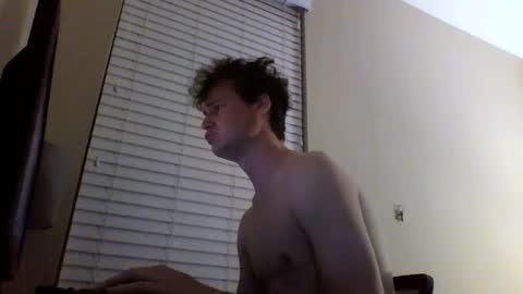 cooldude122222 online show from 03/03/25, 12:27