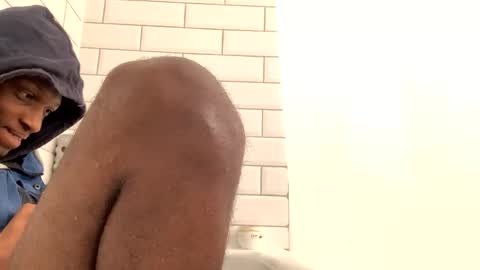 Snapshot of coolvibes69 chatting on 10/28/25, 03:14 coolvibes69 online show from 10/28/25, 03:14