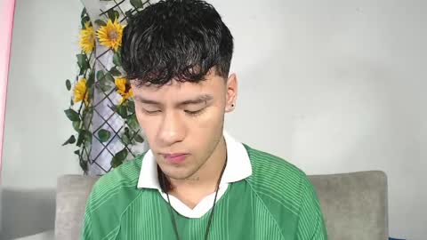 Snapshot of cooper_shiro chatting on 05/18/26, 08:36 shiro online show from 05/18/26, 08:36