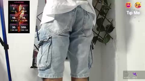 Snapshot of cooper_shiroo chatting on 06/16/26, 07:27 shiro online show from 06/16/26, 07:27