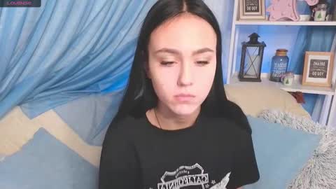 Snapshot of cooperallana chatting on 12/19/24, 08:56 cooperallana online show from 12/19/24, 08:56