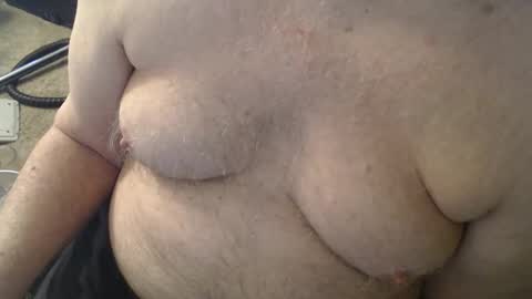 Snapshot of coopinthesouth54 chatting on 12/20/25, 10:17 coopinthesouth54 online show from 12/20/25, 10:17