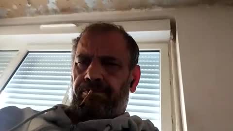 Snapshot of coq93 chatting on 10/24/25, 09:49 coq93 online show from 10/24/25, 09:49