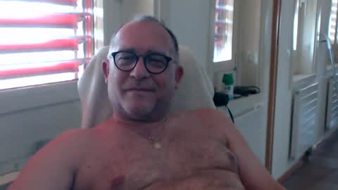 Snapshot of coquin369 chatting on 08/03/26, 09:04 Coquin369 online show from 08/03/26, 09:04