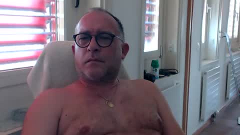 Snapshot of coquin369 chatting on 08/04/26, 07:44 Coquin369 online show from 08/04/26, 07:44