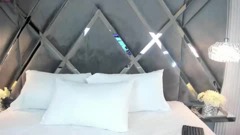 Coral online show from 10/17/25, 04:26