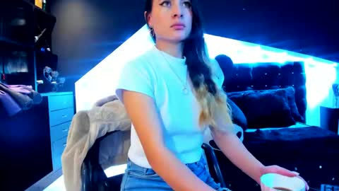 Coral  online show from 02/28/25, 12:20