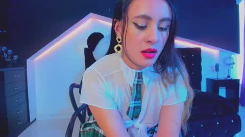 Coral  online show from 03/10/25, 03:20