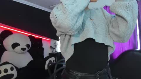 Coral  online show from 09/09/25, 01:10