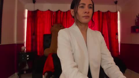 Coral  online show from 09/19/25, 01:12