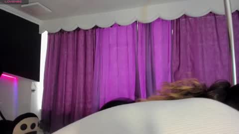 Coral  online show from 11/24/25, 02:06