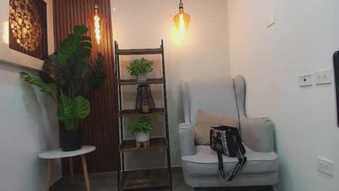 Coral online show from 09/24/25, 11:02