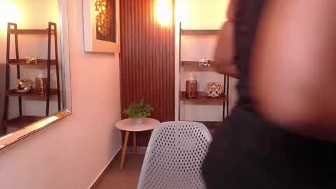 Coral online show from 11/25/25, 10:59