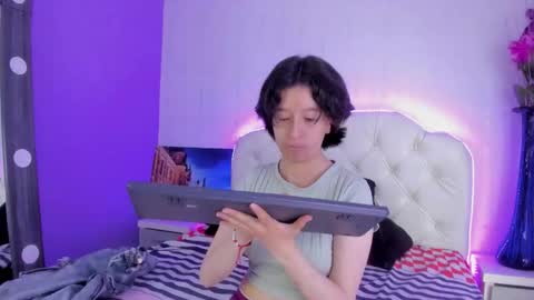 Snapshot of coralandocean chatting on 11/27/25, 12:40 Coral and Ocean online show from 11/27/25, 12:40