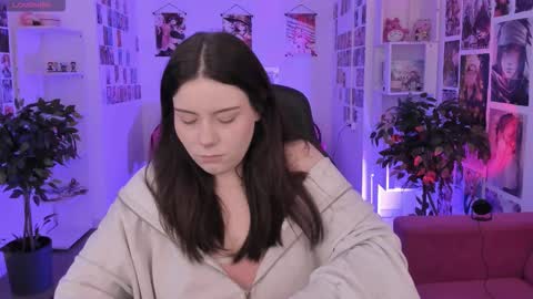 little girl who is always right or Coraline online show from 10/20/25, 06:14