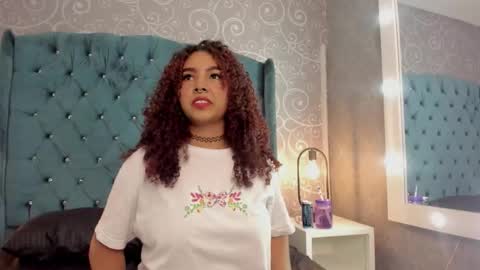 Snapshot of coralinered chatting on 03/10/26, 12:59 Red online show from 03/10/26, 12:59