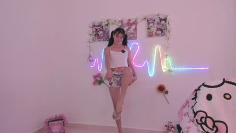 Coraline uwu     Bienvenidos al dulce mundo de Coraline    Hola amores soy Coraline  Una chica  tierna juguetona online show from 06/25/26, 02:32