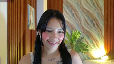 corall_tay1 online show from 05/14/26, 11:39