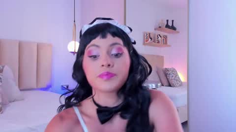 Snapshot of coralsmith11 chatting on 10/23/25, 06:50 Coral Smith online show from 10/23/25, 06:50