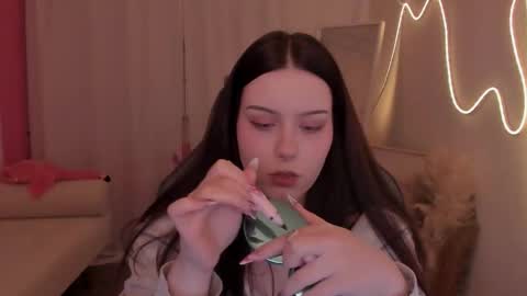 little girl who is always right or just Cora online show from 02/05/26, 05:45