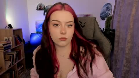 Snapshot of coramiel chatting on 04/07/26, 05:30 little girl who is always right or just Cora online show from 04/07/26, 05:30