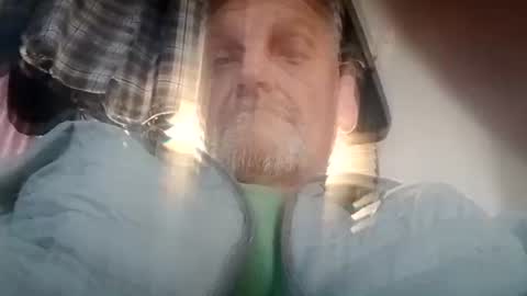 Snapshot of corbinroberts663 chatting on 11/09/25, 01:42 corbinroberts663 online show from 11/09/25, 01:42