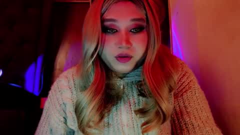 corefinder_xx online show from 12/05/25, 06:55