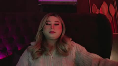 Snapshot of corefinder_xx chatting on 12/16/25, 06:18 corefinder_xx online show from 12/16/25, 06:18