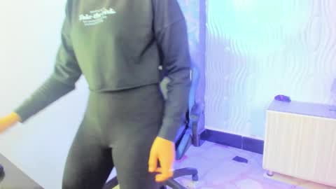 corey_taylor7 online show from 02/13/26, 12:12