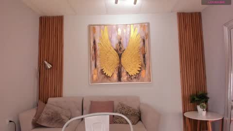 Cori online show from 02/06/25, 12:16