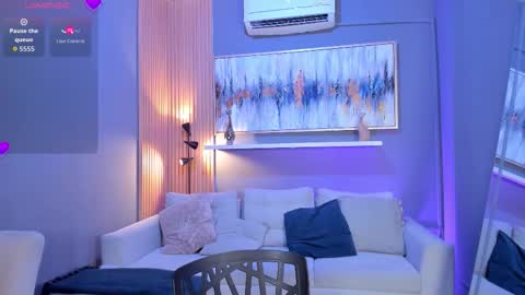 Cori online show from 11/01/25, 12:18