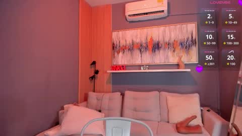 Cori online show from 12/05/25, 10:02