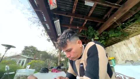 Snapshot of coronelking chatting on 01/06/25, 12:48 coronelking online show from 01/06/25, 12:48