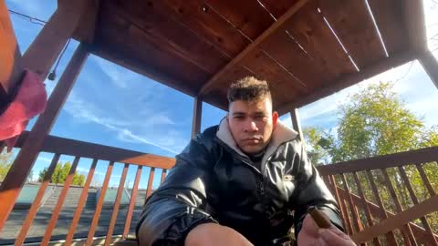 Snapshot of coronelking chatting on 01/06/25, 10:26 coronelking online show from 01/06/25, 10:26