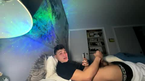 Snapshot of coronelking chatting on 01/07/25, 02:51 coronelking online show from 01/07/25, 02:51