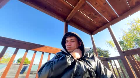 Snapshot of coronelking chatting on 01/10/25, 10:15 coronelking online show from 01/10/25, 10:15