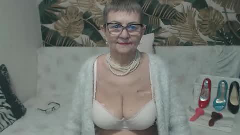 Snapshot of corssika chatting on 04/29/26, 06:58 corssika online show from 04/29/26, 06:58