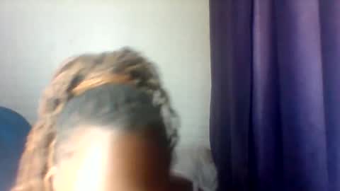 Snapshot of cortezblue chatting on 12/22/25, 02:36 blue online show from 12/22/25, 02:36