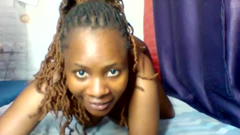 Snapshot of cortezblue chatting on 01/11/26, 08:52 blue online show from 01/11/26, 08:52