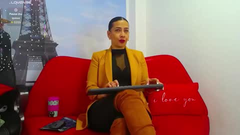 cortney tayler online show from 09/19/25, 01:12