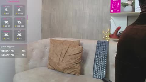 cortney tayler online show from 10/24/25, 02:57