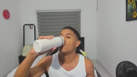 Ethan  online show from 02/25/26, 02:54