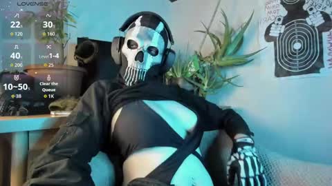 Snapshot of cos_operator chatting on 10/11/25, 06:50 cos_operator online show from 10/11/25, 06:50